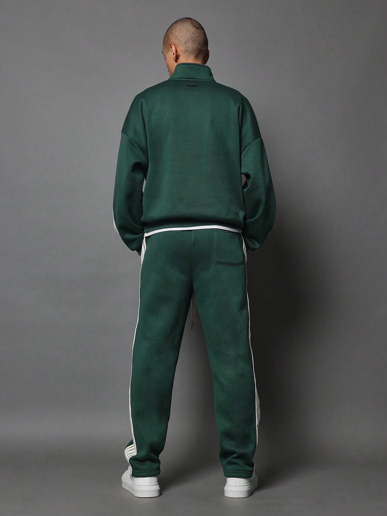 Conjunto SUMWON Vintage Varsity Track Co-Ord