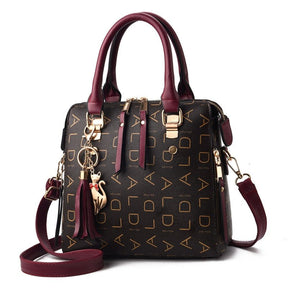 Bolsa Feminina em Couro Fiora