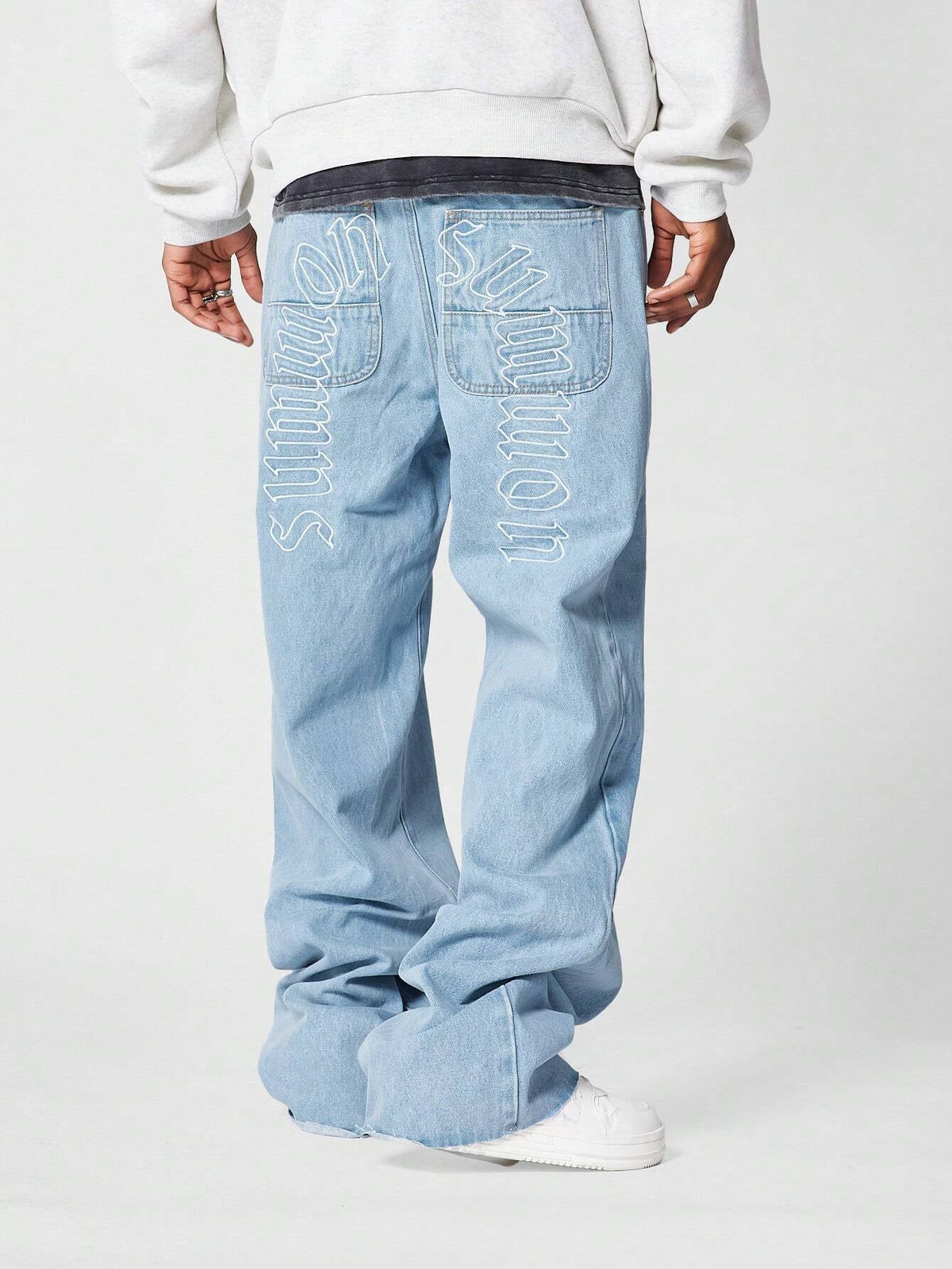 Calça SUMWON Bordado 90s